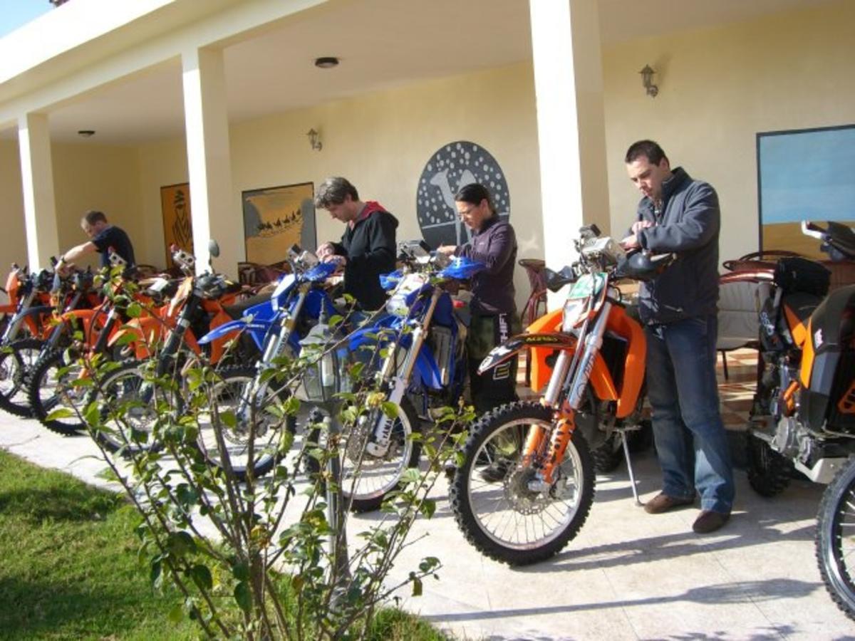 Motel Paris Dakar Selouane Ngoại thất bức ảnh