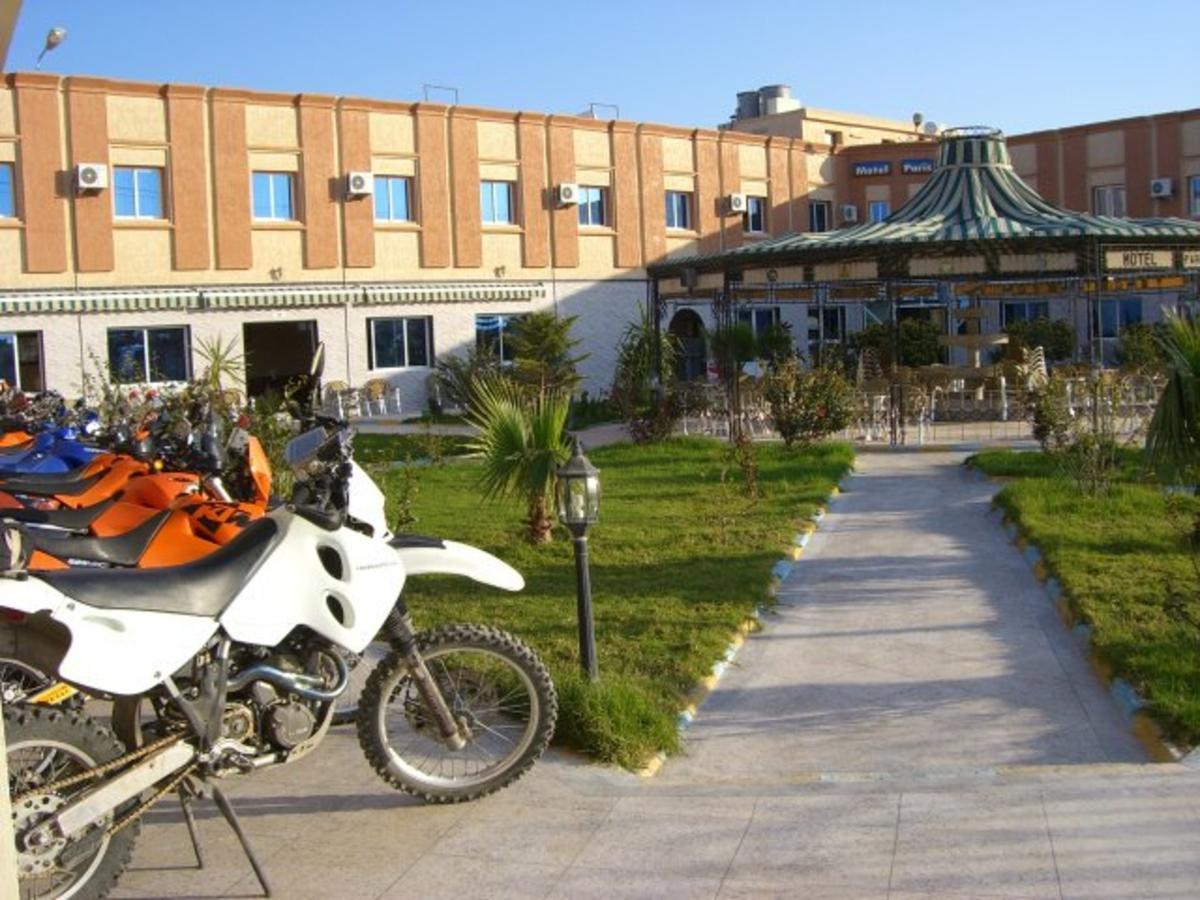 Motel Paris Dakar Selouane Ngoại thất bức ảnh