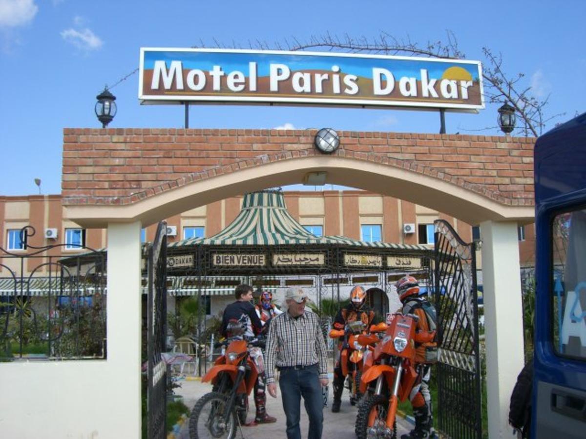 Motel Paris Dakar Selouane Ngoại thất bức ảnh