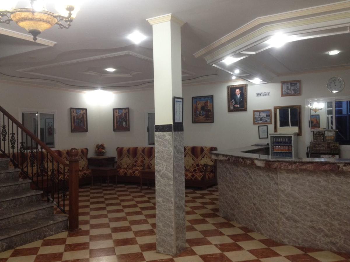 Motel Paris Dakar Selouane Ngoại thất bức ảnh